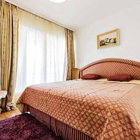 Apartment Center Niva
