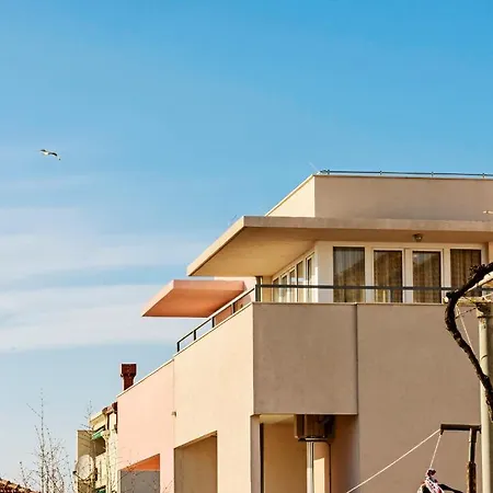 Apartment Center Niva